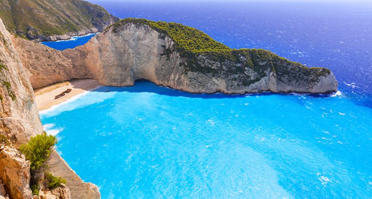 Shipwreck-Bay_860x460 - Beach Tomato